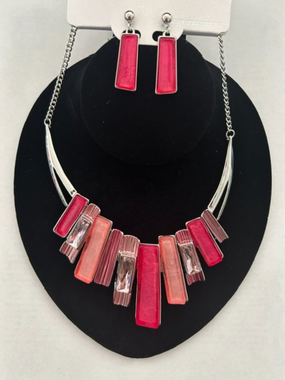 Reddish/Pink Geometric Statement Necklace & Earring Set